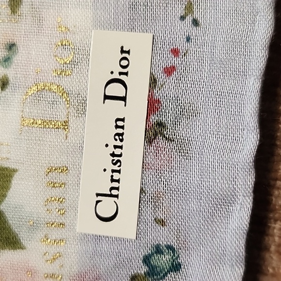 Christian Dior 💯 Authentic Handkerchief Cotton - Picture 6 of 7
